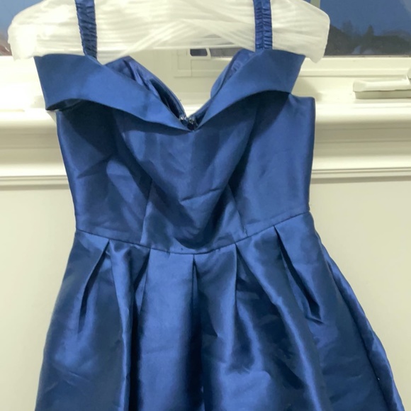 Graduation Dress/Semi Formal Dress - Picture 3 of 4